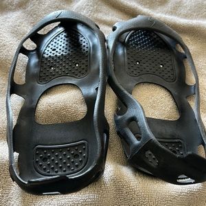 Silanon ice cleats